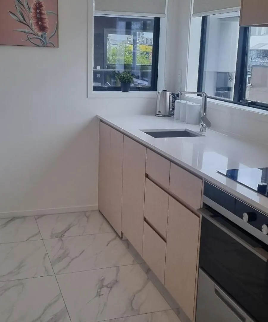Cbd Quiet Upstairs Studio Apartment Крайстчёрч 0*,